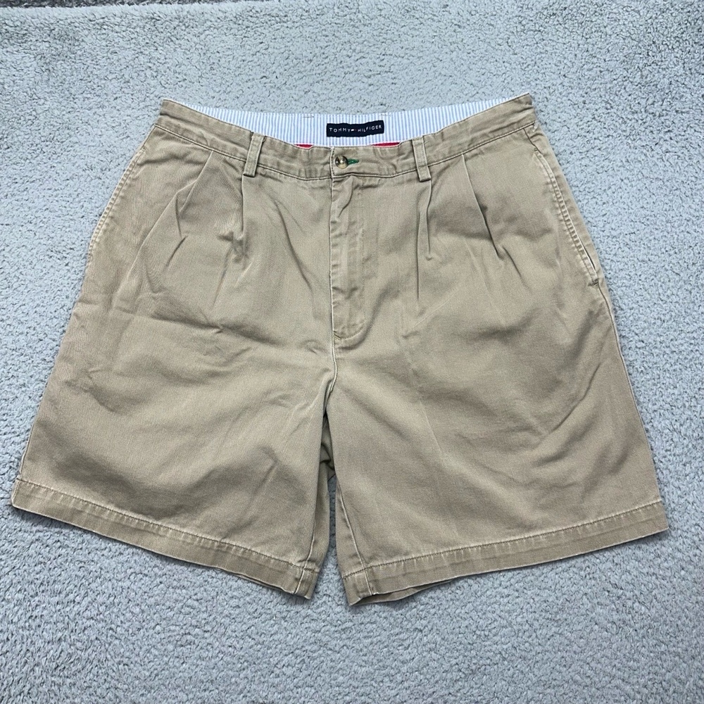 Tommy Hilfiger 0261792 Men's Size 36 Chino Khaki Tan Shorts Classic Casual Wear